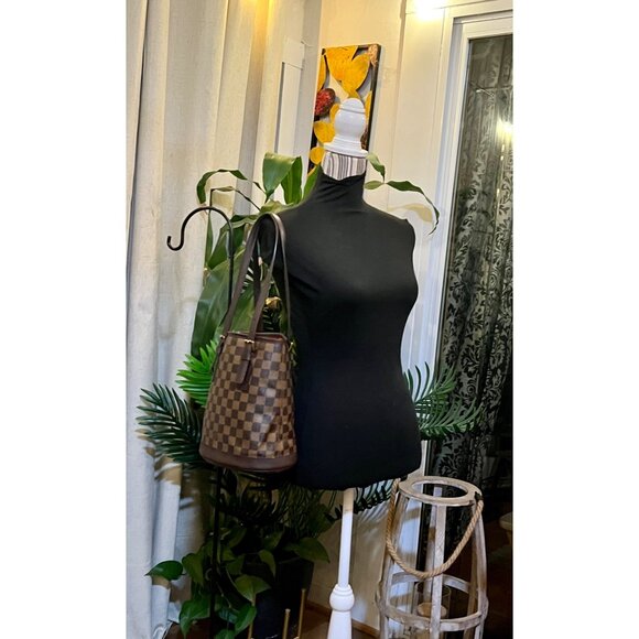 Louis Vuitton Damier Marais PM Bucket Bag - Picture 7 of 16